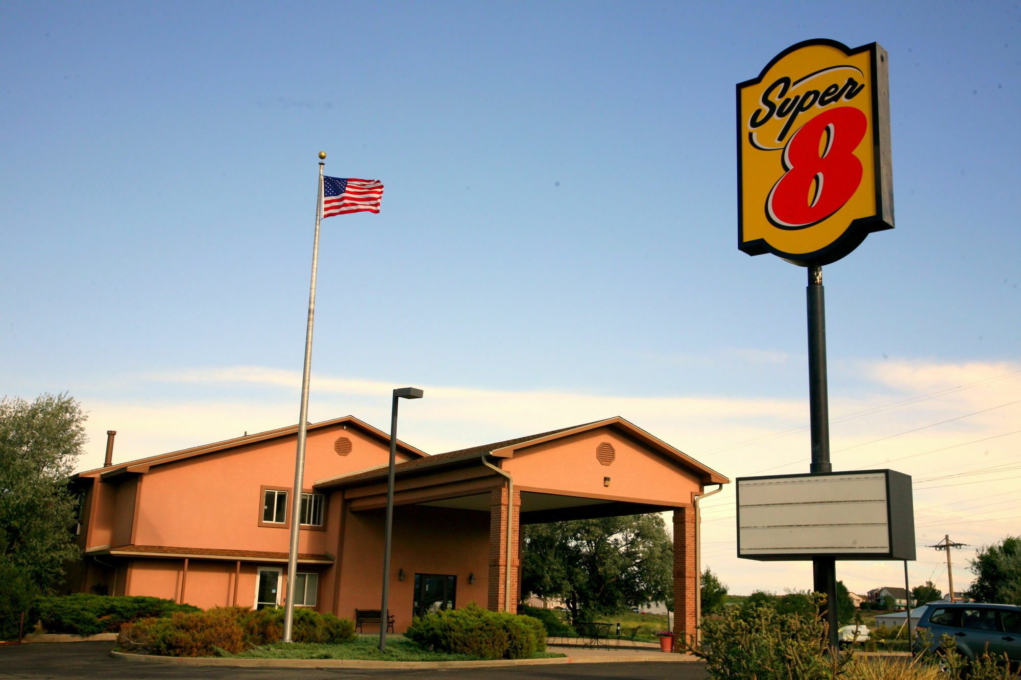Super 8 By Wyndham Florence Co Exterior photo